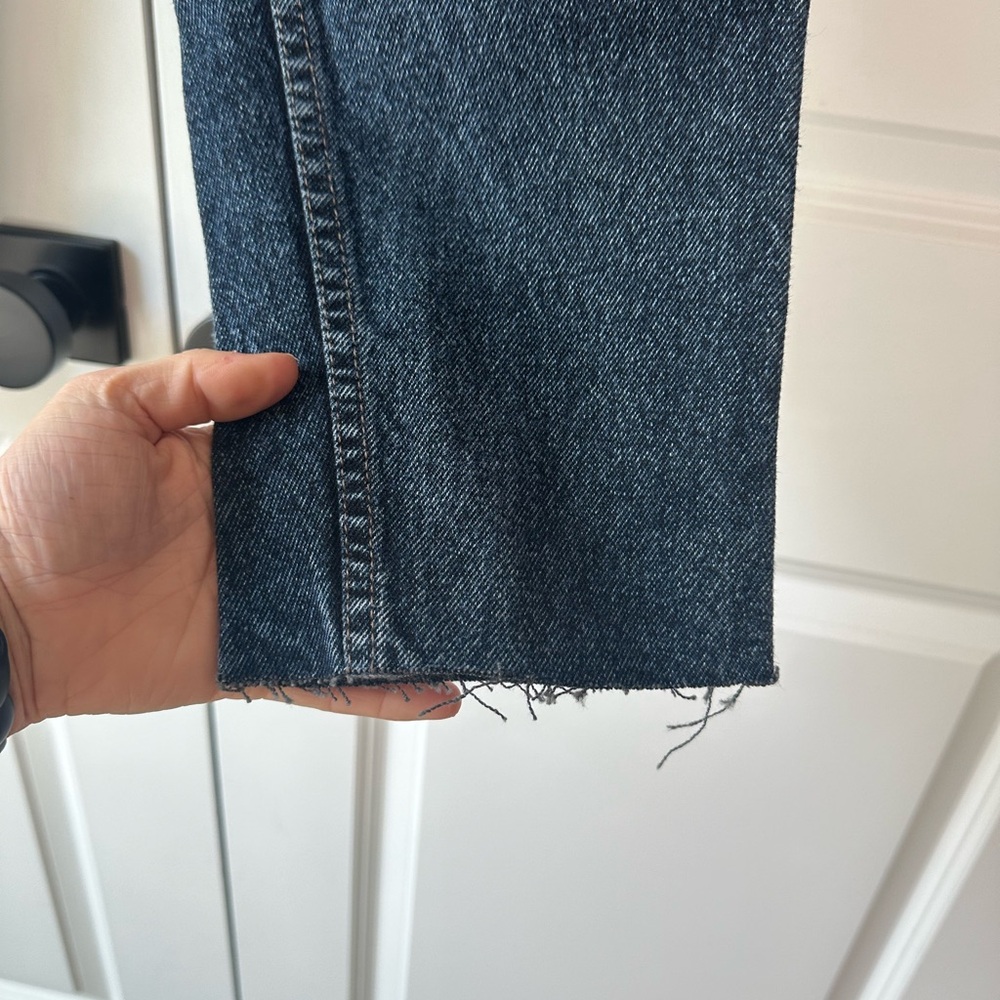 Vintage Levi’s 550 Dark Blue Denim Jeans USA Made (Size 29) - Picture 4 of 11